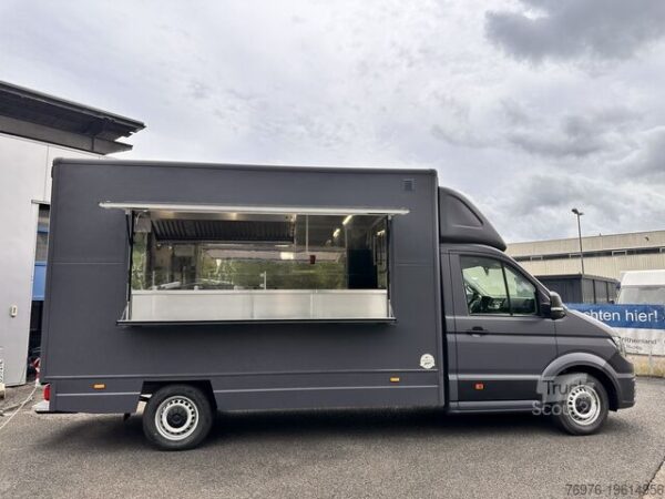 Premium Food Truck (Custom-Built Kitchen)