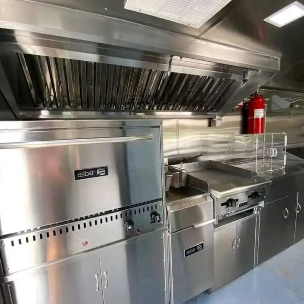 Custom 18ft Latin Food Truck - Image 5