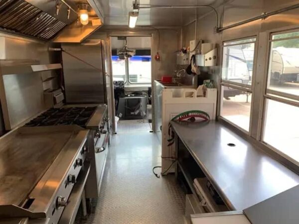 Food Truck - Image 4