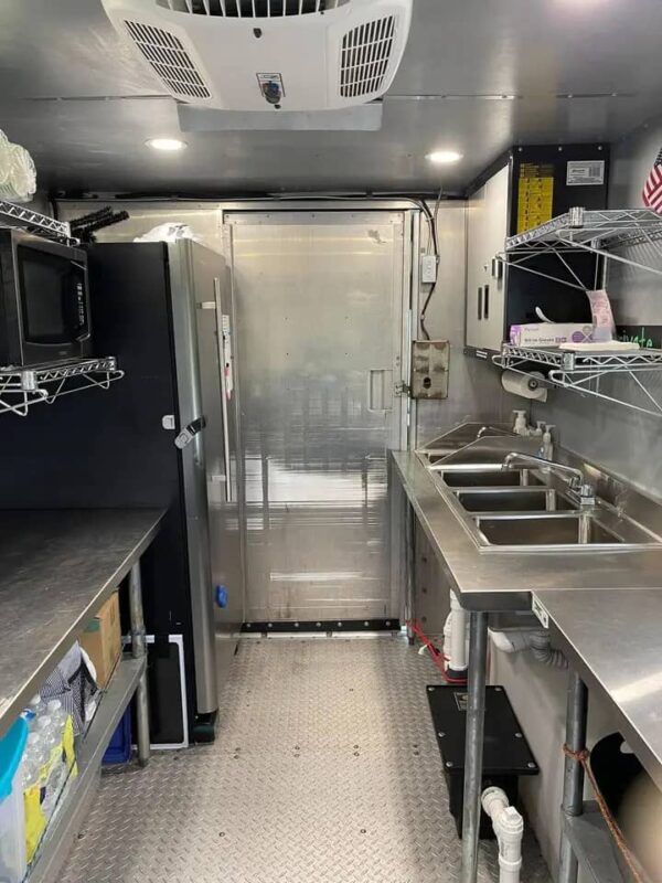 Rolled Ice Cream Food Truck! - Image 12