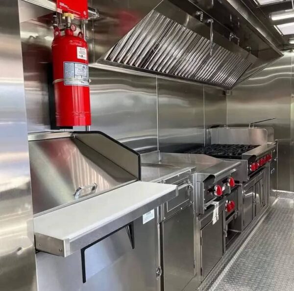 2019 Freightliner MT45 Food Truck - Image 6